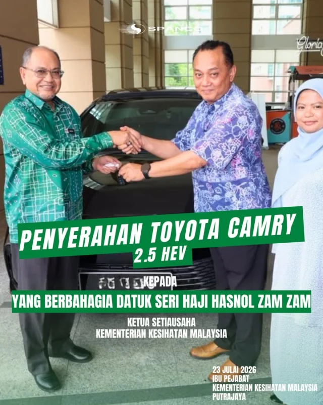 Penyerahan Rasmi Toyota Camry 2.5 HEV

Pada 23 Julai 2026, SPANCO telah menyempurnakan penyerahan sebuah Toyota Camry 2.5 HEV kepada Yang Berbahagia Datuk Seri Haji Hasnol Zam Zam, Ketua Setiausaha, Kementerian Kesihatan Malaysia (KKM).

Majlis penyerahan telah berlangsung di Ibu Pejabat Kementerian Kesihatan Malaysia, Putrajaya, dan disampaikan oleh Encik Hj. Zulkifli bin Abd Aziz bersama Cik Nor Fazirah Binti Seman.

#spancosdnbhd #SentiasaBersamaMu #KKM #ToyotaCamry #SPANCOMy