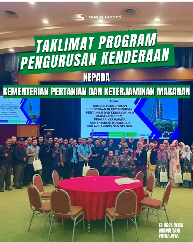 TAKLIMAT PROGRAM PENGURUSAN KENDERAAN KPKM

Pada 13 Ogos 2026, SPANCO berkesempatan mengadakan Taklimat Program Pengurusan Kenderaan bersama sekitar 100 orang pegawai kenderaan dan pemandu Kementerian Pertanian dan Keterjaminan Makanan (KPKM) di Wisma Tani 4G, Putrajaya.

Sesi ini diadakan bagi memberikan pemahaman yang lebih jelas mengenai pelaksanaan Kontrak Konsesi Kerajaan CA1 dan CA2 serta pengurusan kenderaan konsesi.

Antara perkara yang dikongsikan termasuk aspek operasi dan teknikal, khidmat sokongan,  serta kategori dan spesifikasi kenderaan di bawah kontrak konsesi.

Taklimat telah disampaikan oleh wakil SPANCO iaitu En. Mohamad Firdaus dan En. Faiz Izwan.

Terima kasih kepada pihak KPKM atas sambutan dan kerjasama yang diberikan. Semoga sesi perkongsian ini dapat membantu memperkukuh kefahaman dan melancarkan pengurusan kenderaan konsesi. 🤝

#SPANCO #SentiasaBersamaMu #KPKM #SpancoSdnBhd #SpancoMY