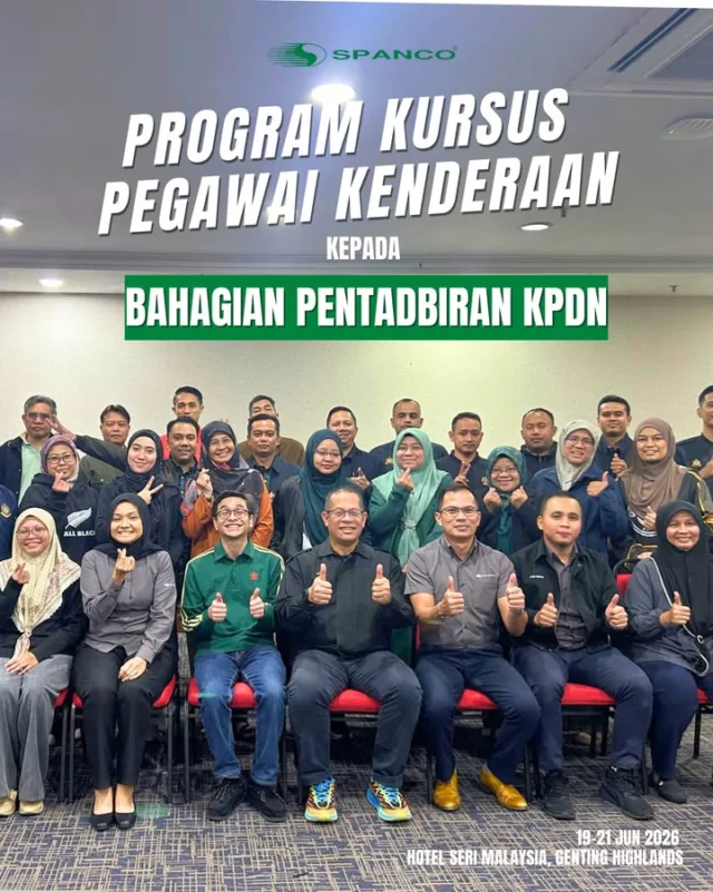 Selesai sudah Kursus Pegawai Kenderaan KPDN 2026 di Genting Highlands! ⛰️✨

Seramai 38 Pegawai Kenderaan dari cawangan negeri telah berhimpun bagi memperkukuh pengetahuan dan meningkatkan kecekapan dalam pengurusan fleet jabatan. 

Sesi turut diperkaya dengan perkongsian daripada wakil SPANCO, Pn. Sara, En. Hirman dan En. Faiz yang merangkumi penggunaan Fleet Online Portal, proses permohonan dan pembaikan kenderaan, serta amalan terbaik penjagaan kenderaan bagi memastikan pengurusan yang lebih sistematik, cekap dan telus.

Kerjasama erat ini bukan sahaja memperkukuh kefahaman peserta terhadap pengurusan kenderaan di bawah konsesi SPANCO, malah mencerminkan komitmen berterusan dalam menyampaikan perkhidmatan yang berkualiti demi kelancaran operasi agensi. 

#spancomalaysia #spancosdnbhd #kpdn